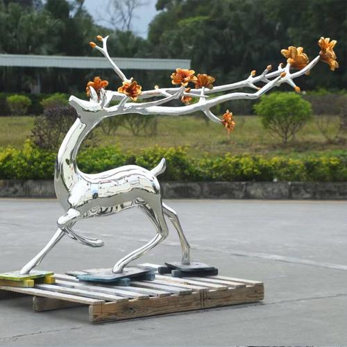 MD-02 Stainless steel reindeer sculpture